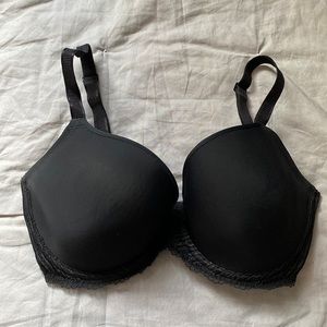 WACOAL 32DDD BLACK TSHIRT BRA